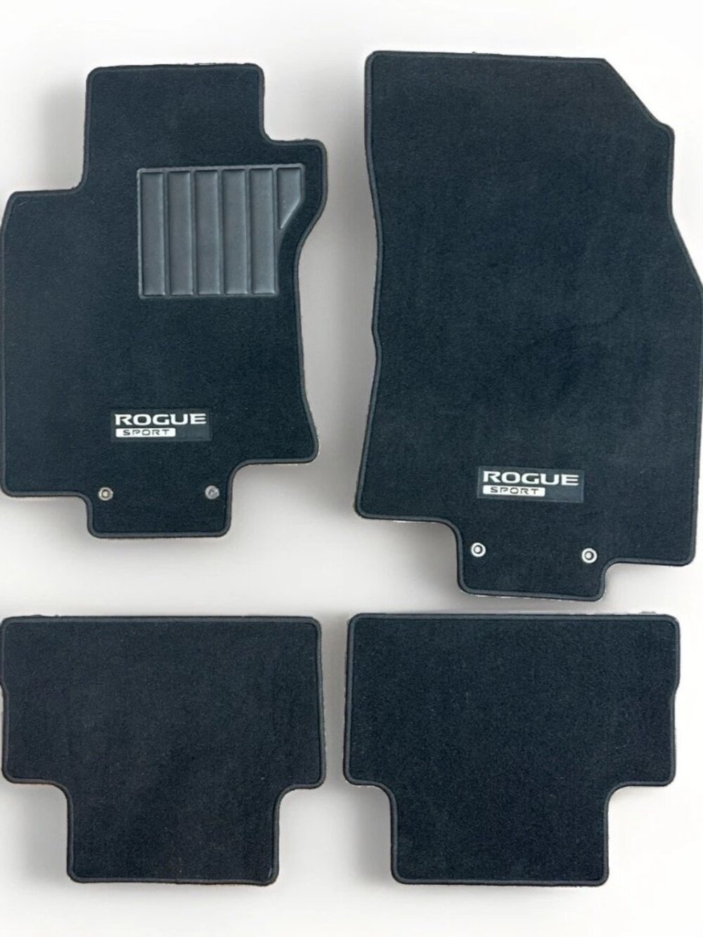 NEW Genuine OEM Nissan Rogue Sport Carpet Floor Mats 2017-2022 4Pc Black